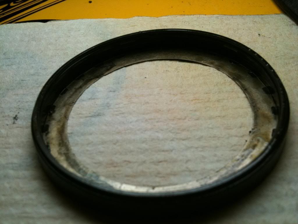 LS3 Harmonic Balancer has a notch and the L92 harmonic Balancer doesen